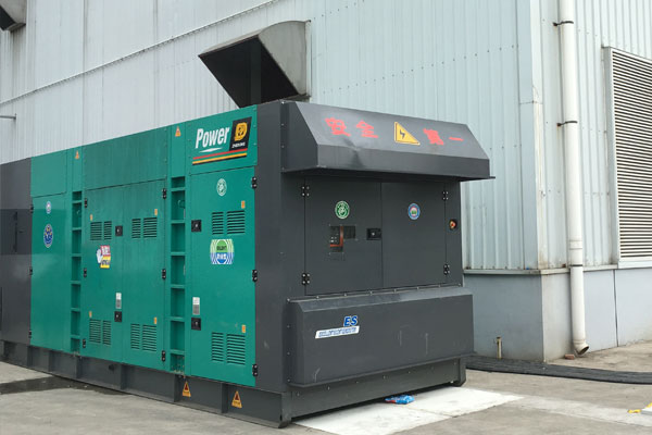 德江燃油滤清器的更换流程是怎样的？