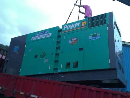 德江柴油发电机组转速不稳定时，如何对发动机进行维护？