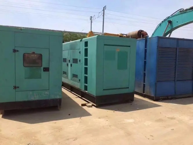 德江柴油发电机组的电压和功率之间有什么关系？