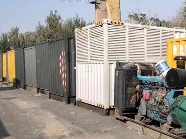 德江200KW柴油发电机机组每小时油耗是多少？