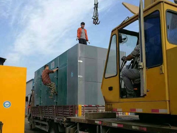 德江更换水冷式机油散热器密封件的操作流程是怎样的？